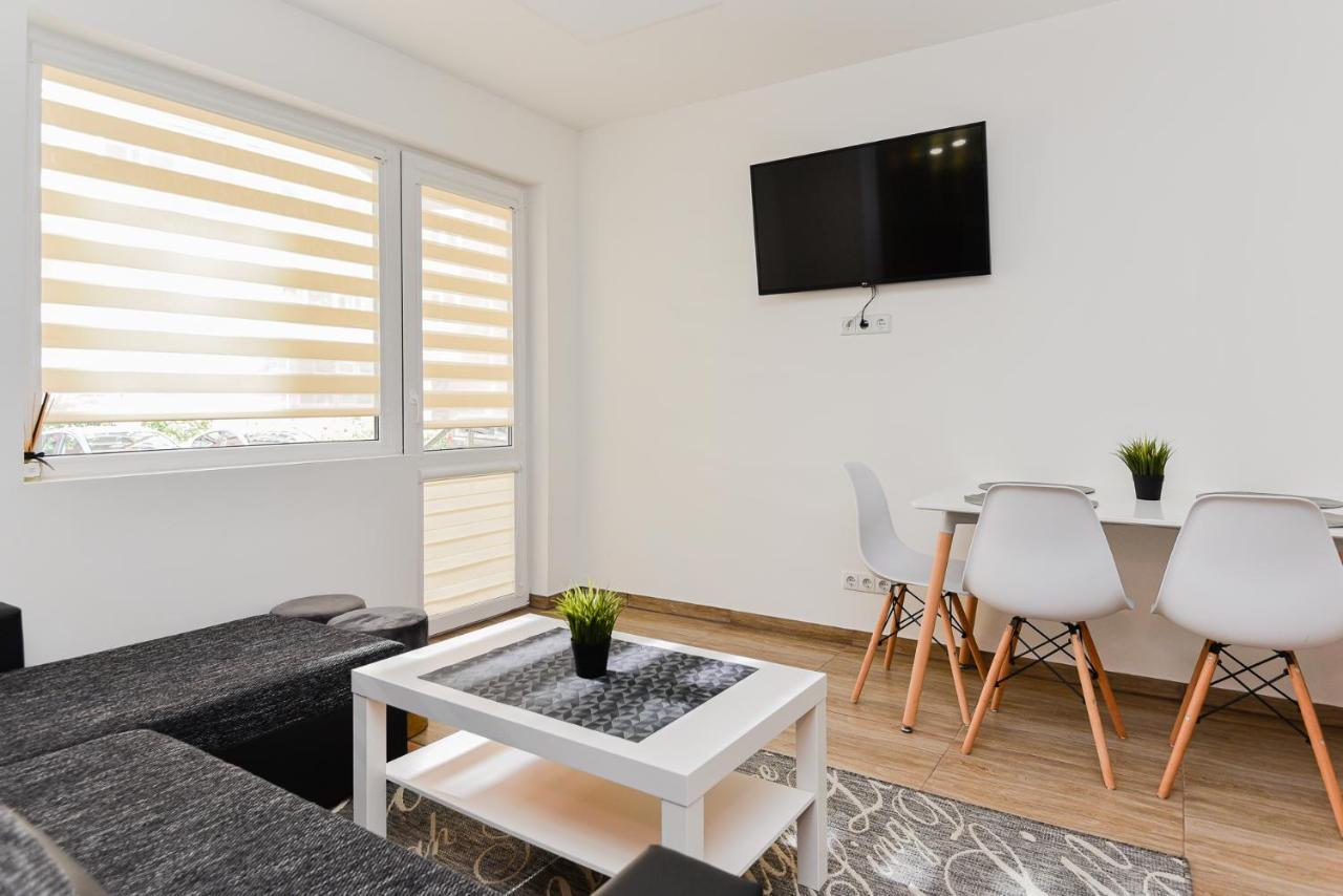 Amber Coast Apartments Паланга Екстериор снимка